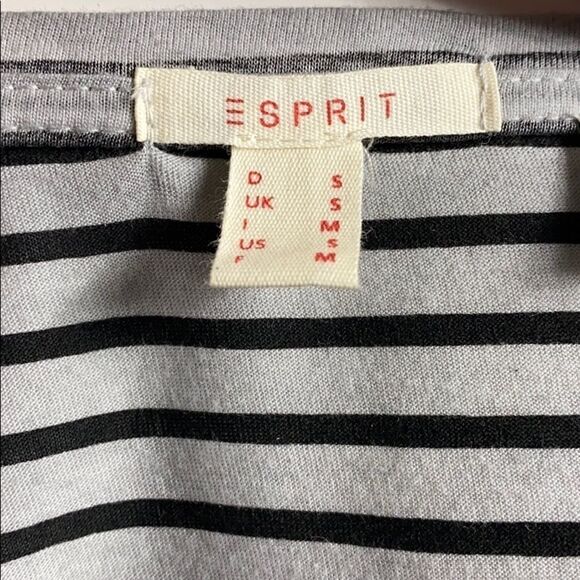 Espirt Stripped Grey Stripped  Top Size: S - Picture 4 of 7